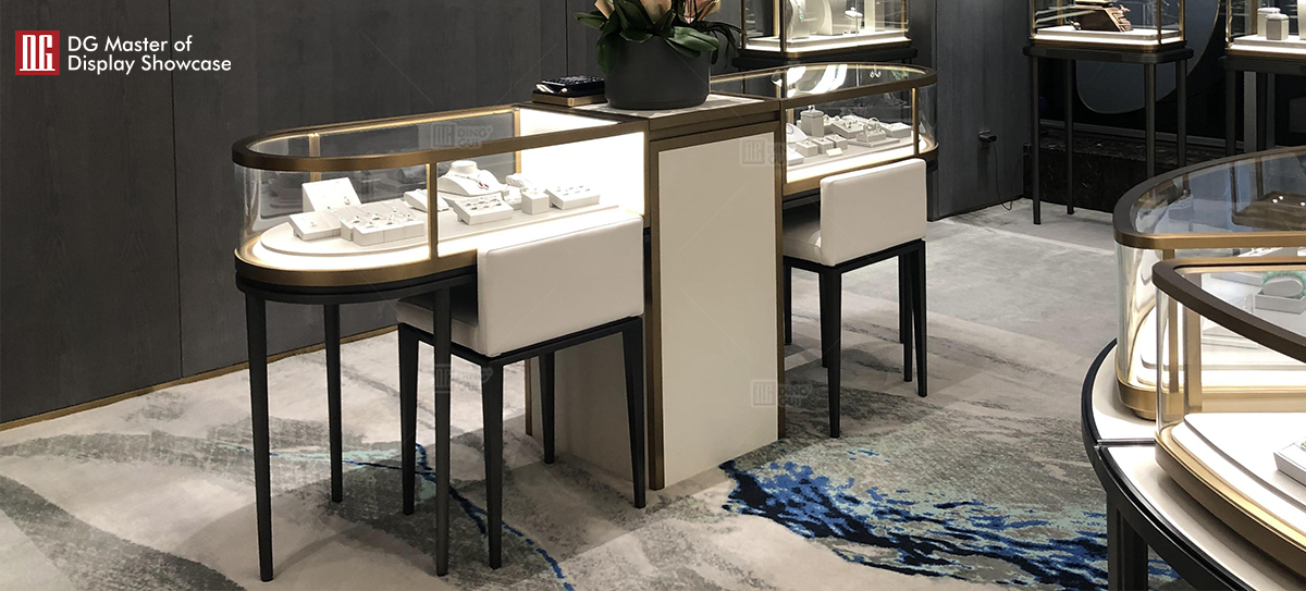 Luxury Table Top Jewelry Display Showcase